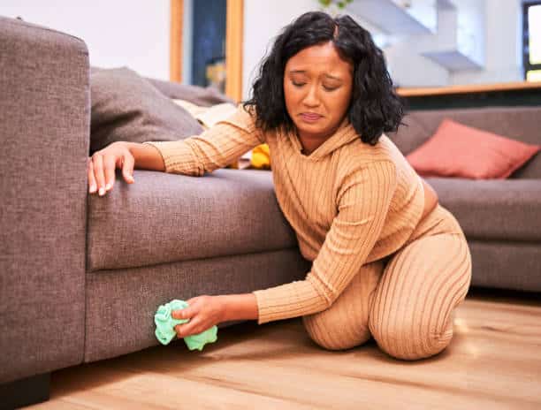 Nettoyage de canapé en microfibre